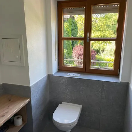 Апартаменты Einzimmerappartement In Wasserburg Am Koblberg